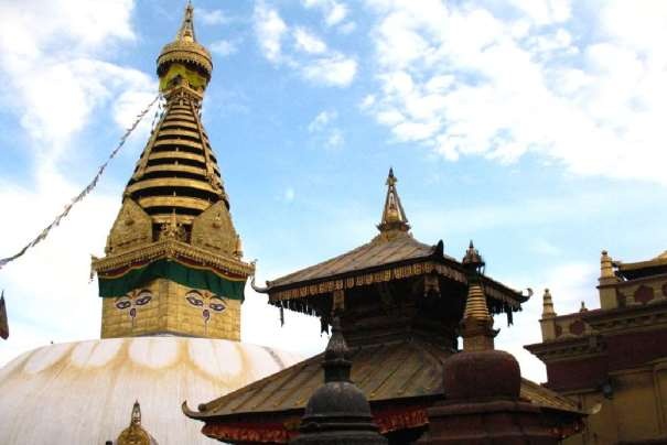 Stupa Swayambhunath w Kathmandu. Stupa Swayambhunath w Kathmandu.
