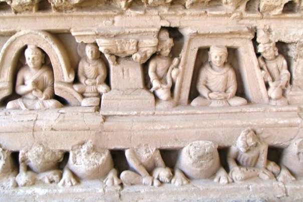Buddyjskie płaskorzeźby z Taxili